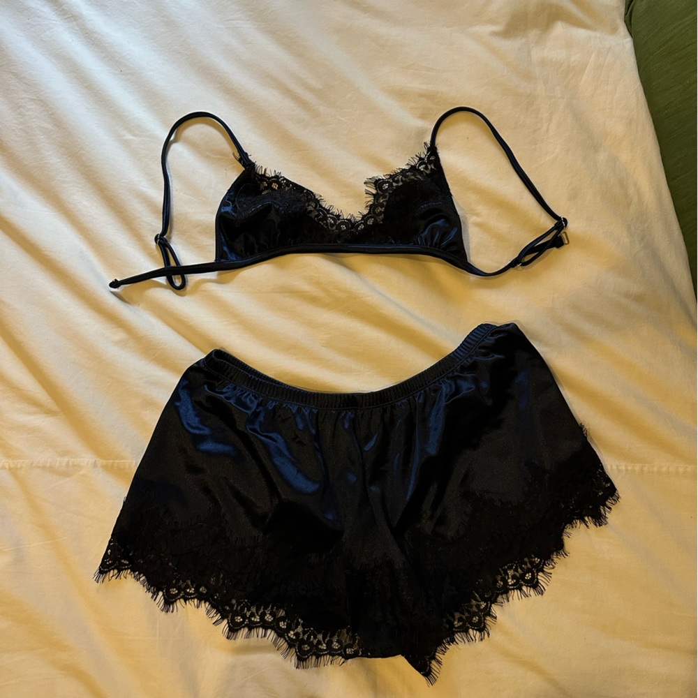 Forever 21 bralette and shorts set